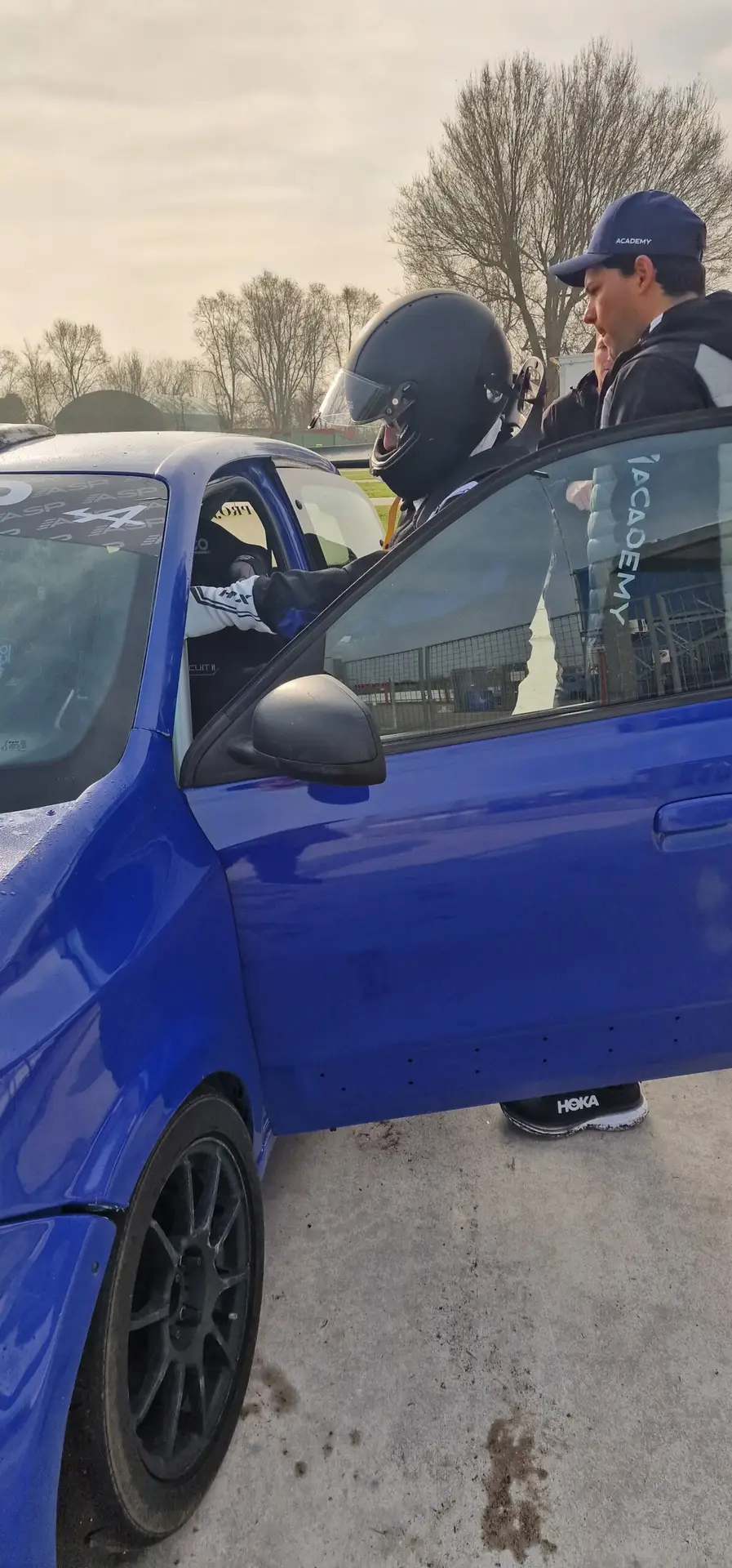 Esperienza motorsport con pilota A-MAT Racing – opportunità sponsor e partner in pista