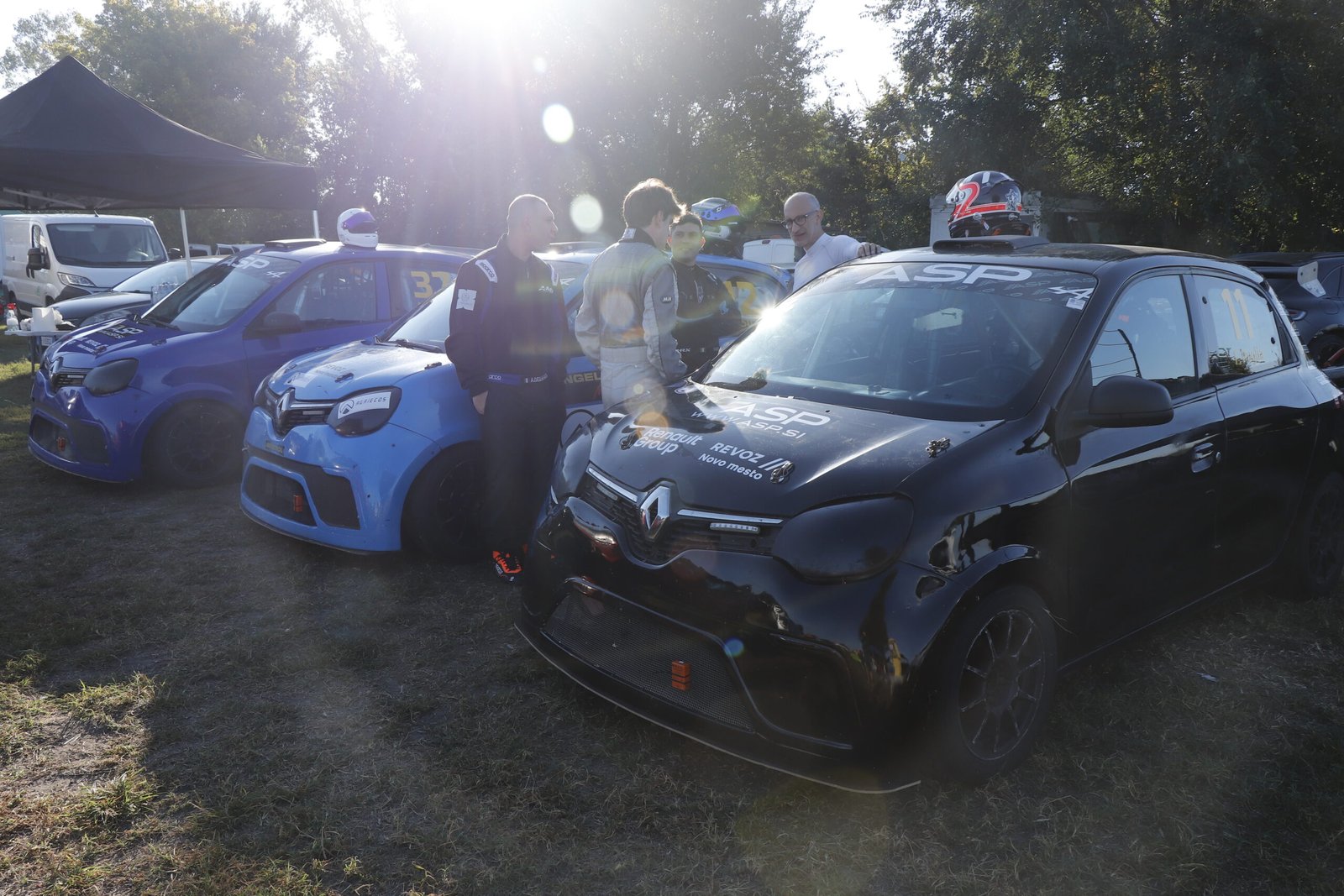 Alessandro Debertolo nel paddock durante il weekend di gara a Pomposa